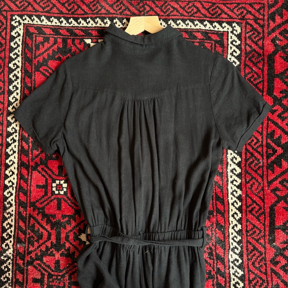 black linen jumpsuit - short sleeve button down with belt euc - Picture 3 of 4